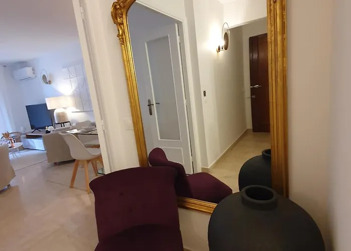 Appartement 2 Pièces Carré D Or Les Floralies Antibes